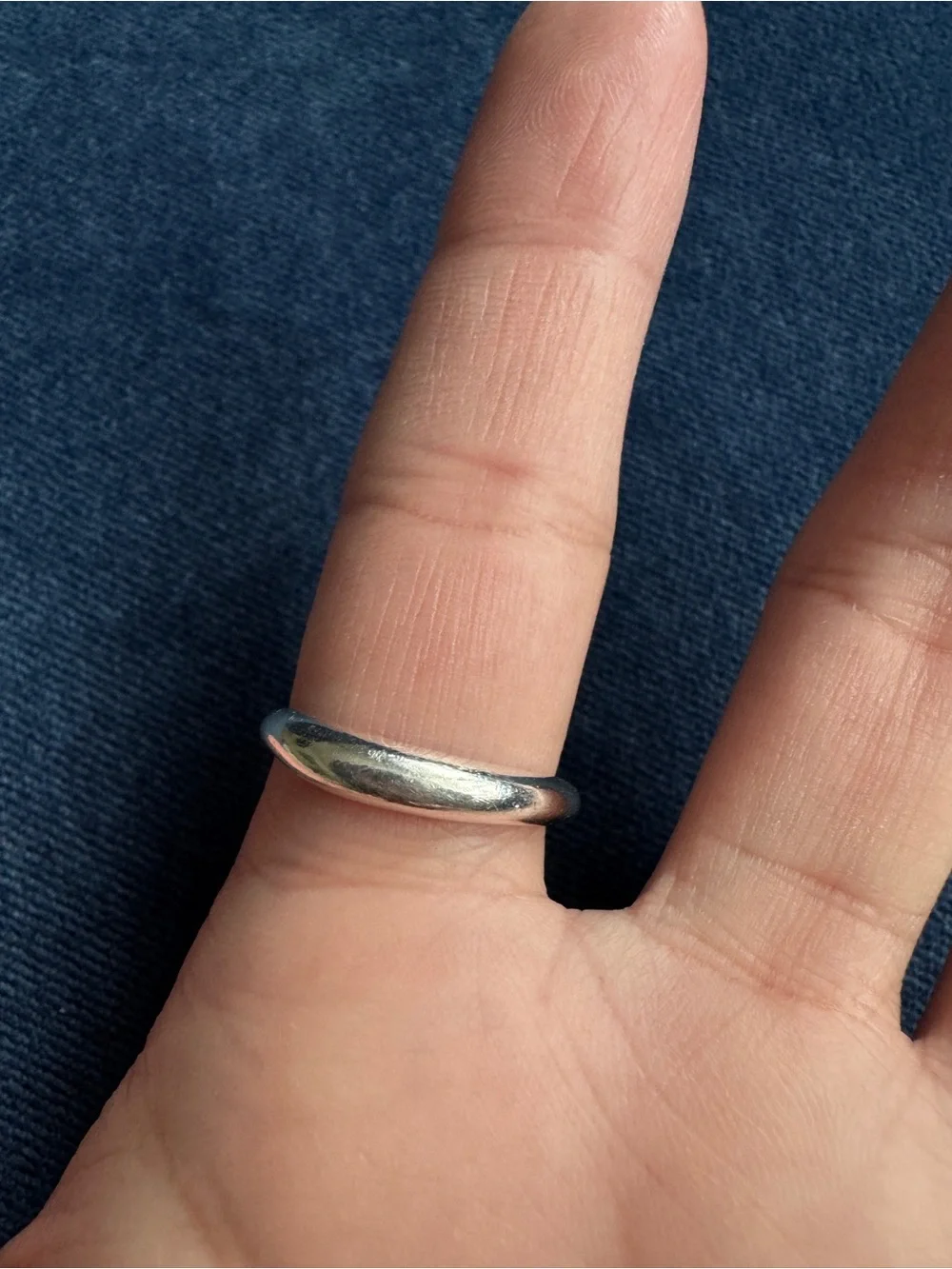 Tiffany & Co. wear heart